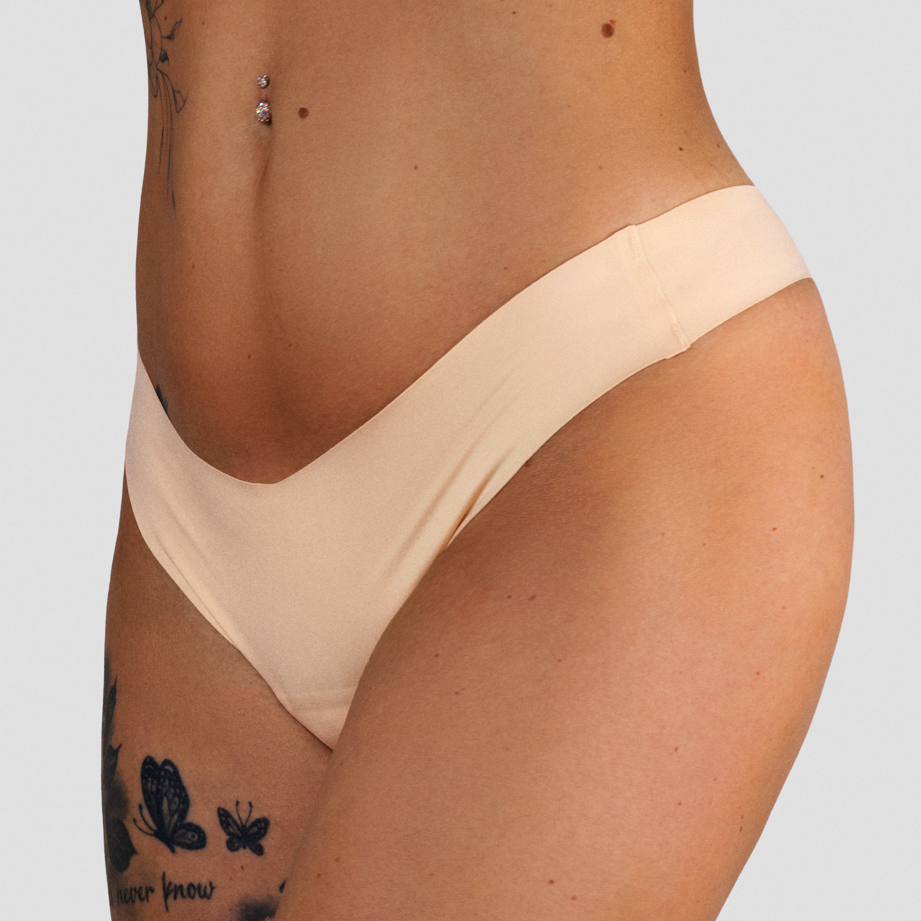 NoShow Thong - Low Waist