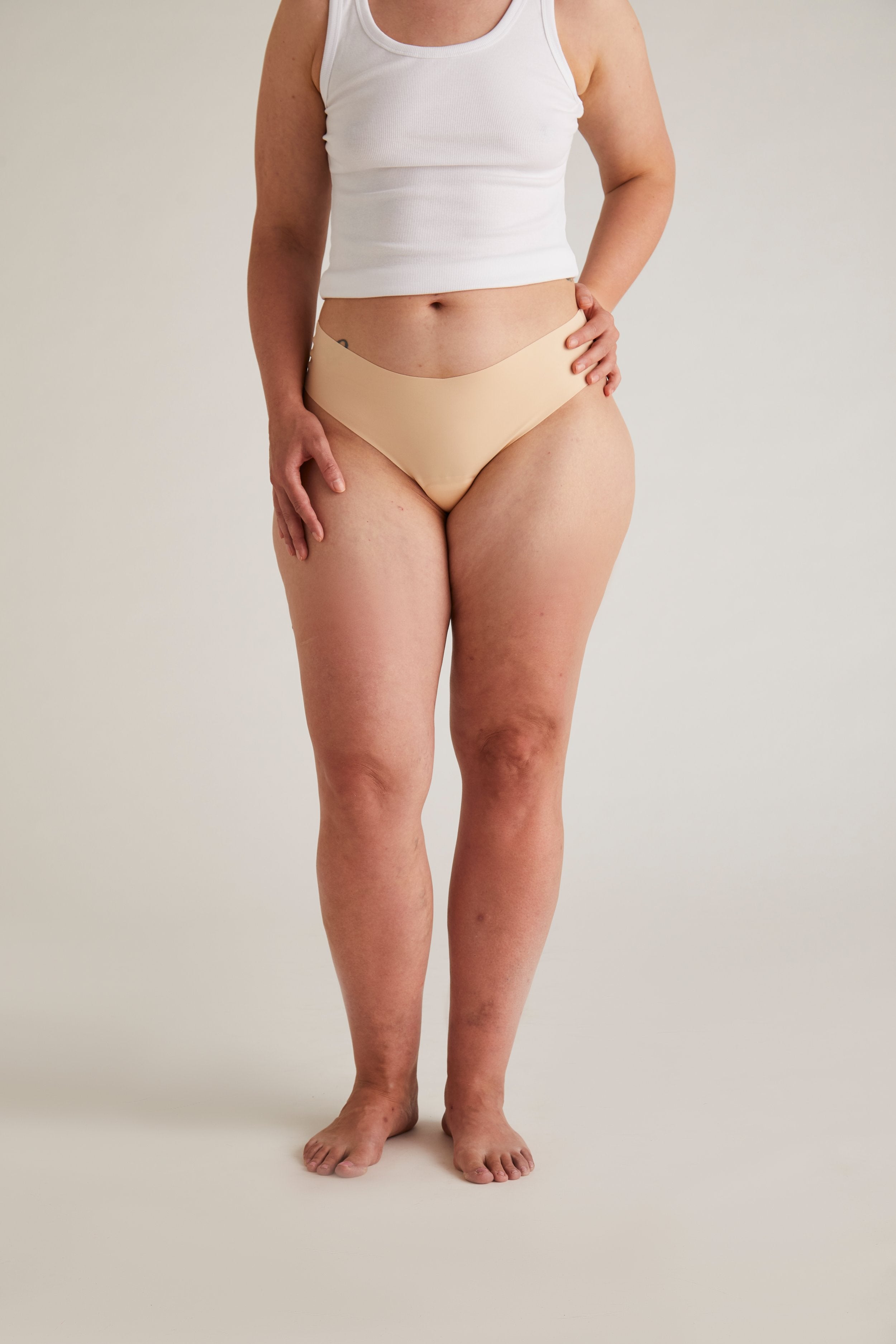NoShow Thong Mid - Beige
